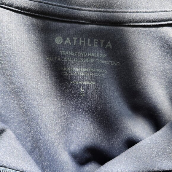 Transcend Half Zip - Picture 10 of 11